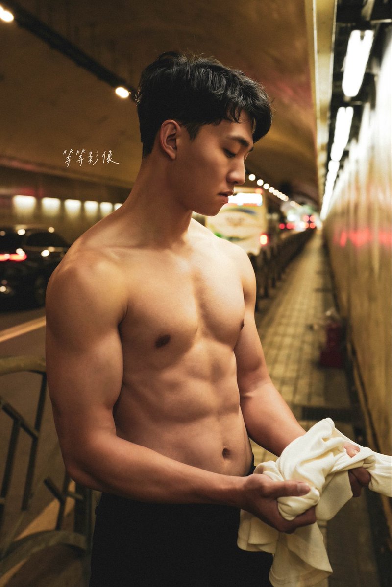 等等影像 tweet media