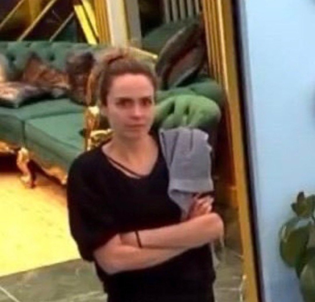 hotlanabena tweet media