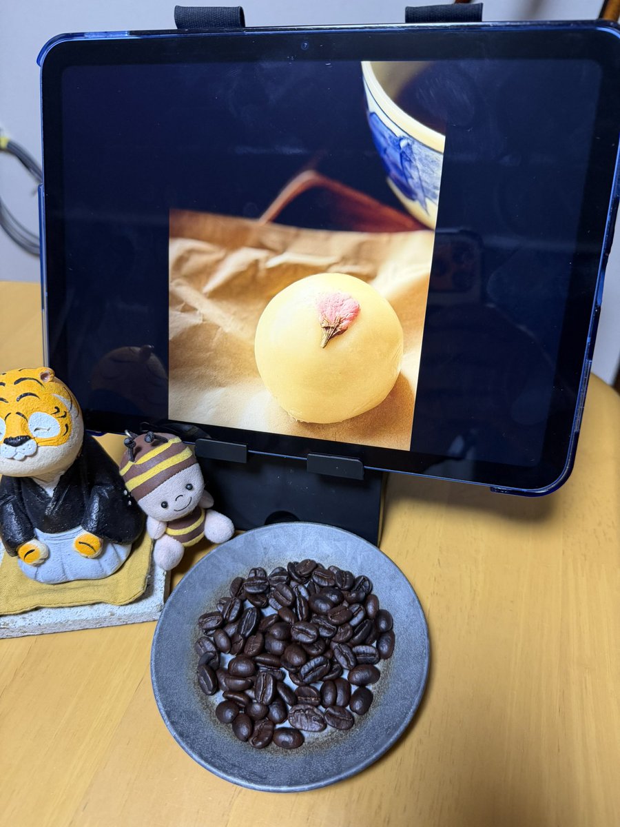 ebun3's tweet photo. 【ギネス珈琲豆移動】
★記録52粒🫘
挑戦1355日目
世界記録56粒
未達成(前達成回数273)
アクティベーションに6時間でギブアップ
ありもので凌いだ
といってもまずまずOK
ま、そゆことよ
#FenderStudioPro
#Activate
#じぶん応援
#昨日食った石挽き蕎麦わかばの米粉胡麻おやき美味かったな https://t.co/3MQB4i6b87