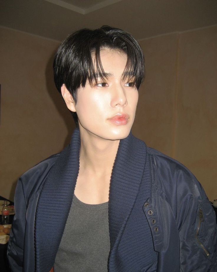 livi 🌙 tweet media