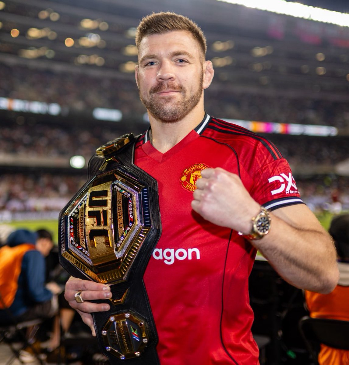 𝖛𝖆𝖓 𝖊𝖓𝖙𝖍𝖚𝖘𝖎𝖆𝖘𝖙⚫️ tweet media