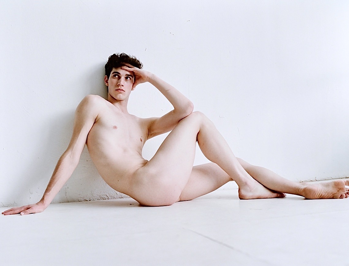 A Celebration to the Beauty of the Male Body tweet media