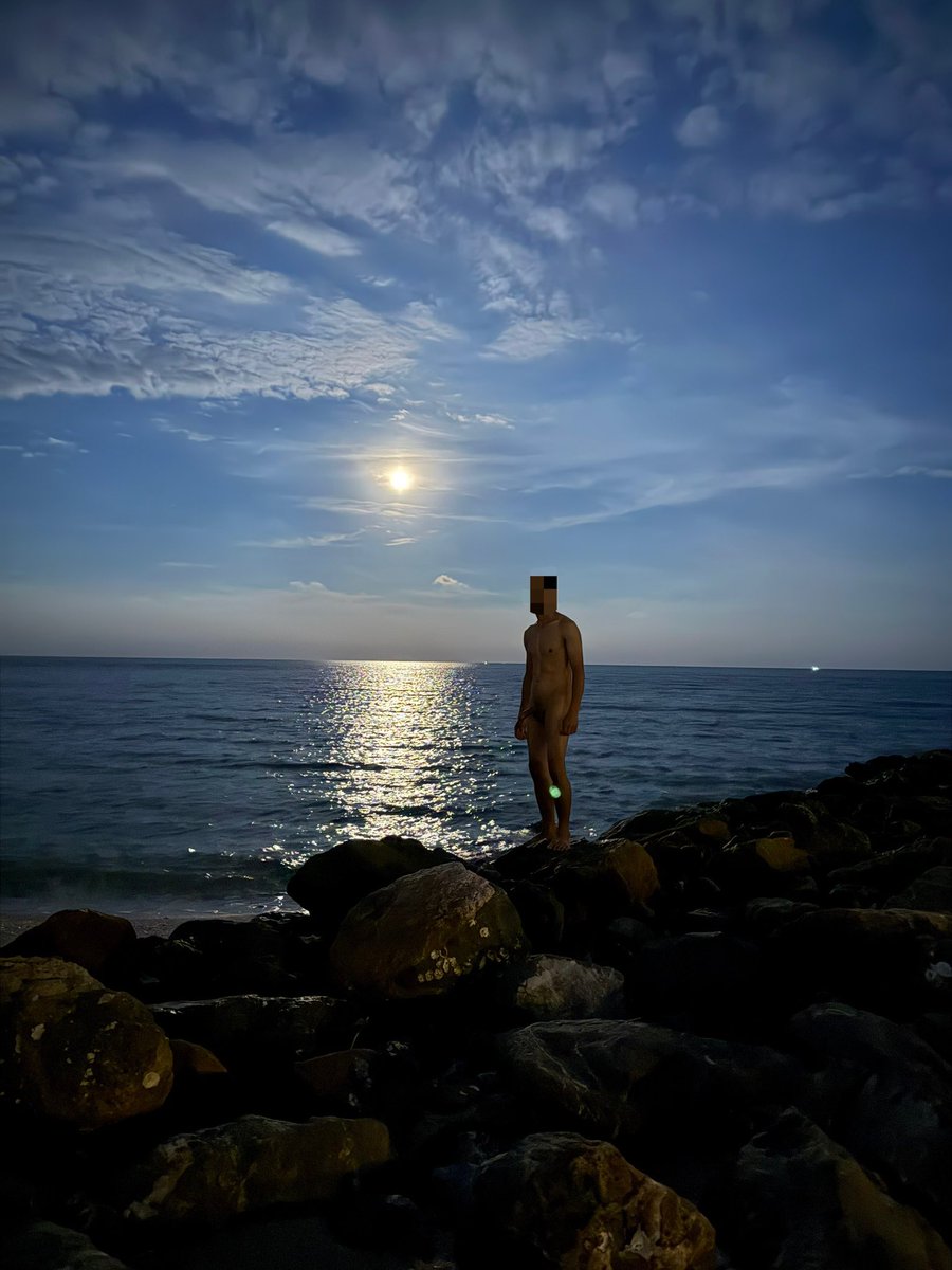 b.theera tweet media