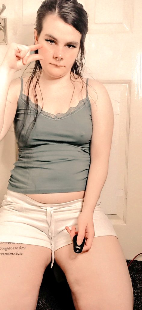 goddessrosiemay findom tweet media