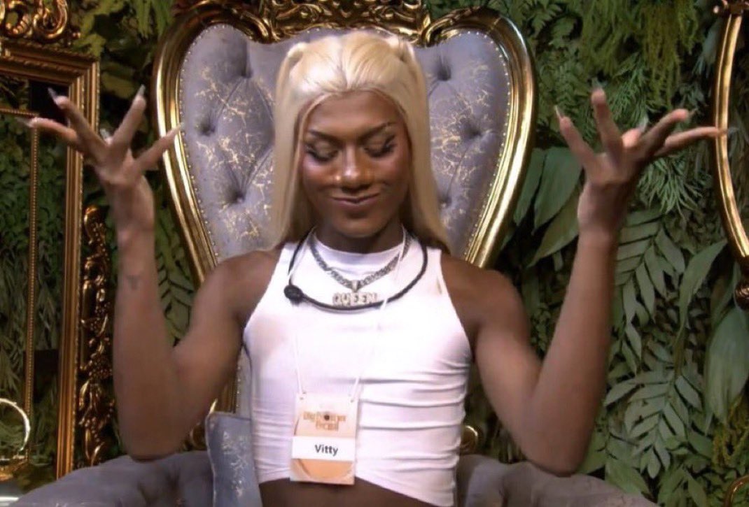 Marina 💙 tweet media