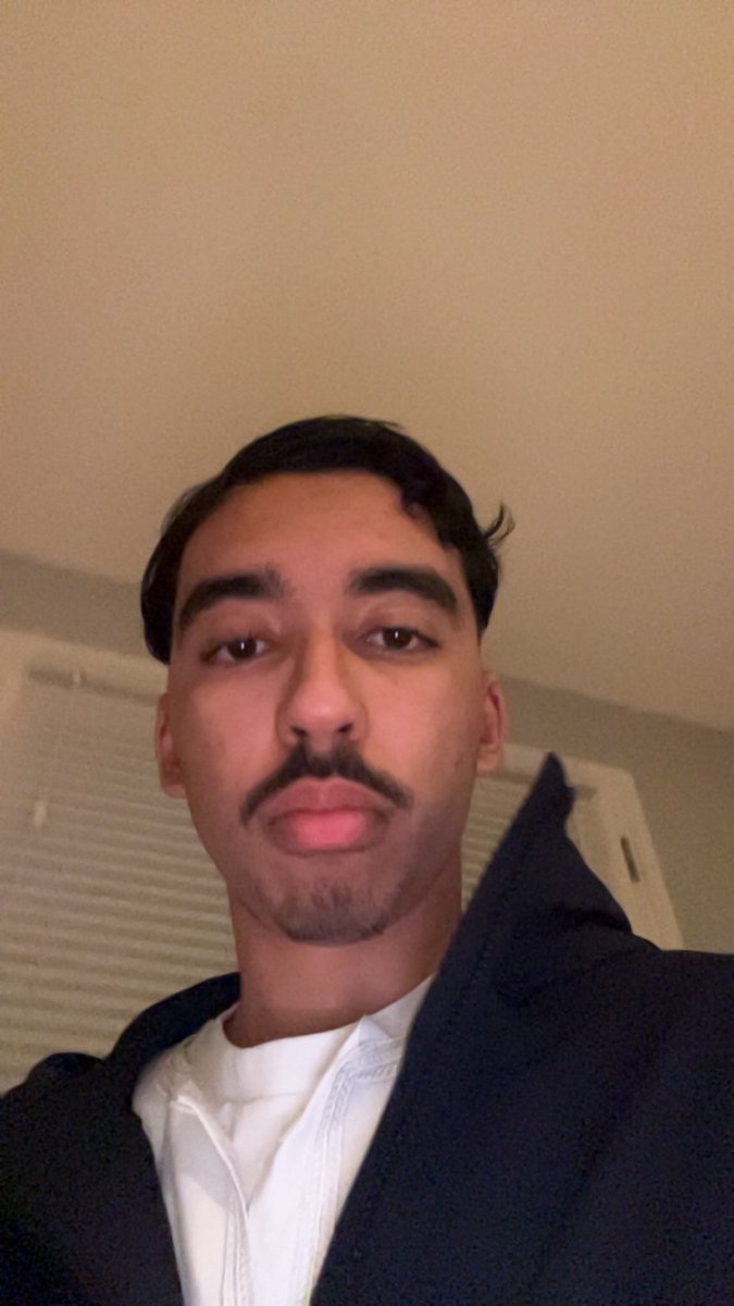 👨🏽🔧 tweet media