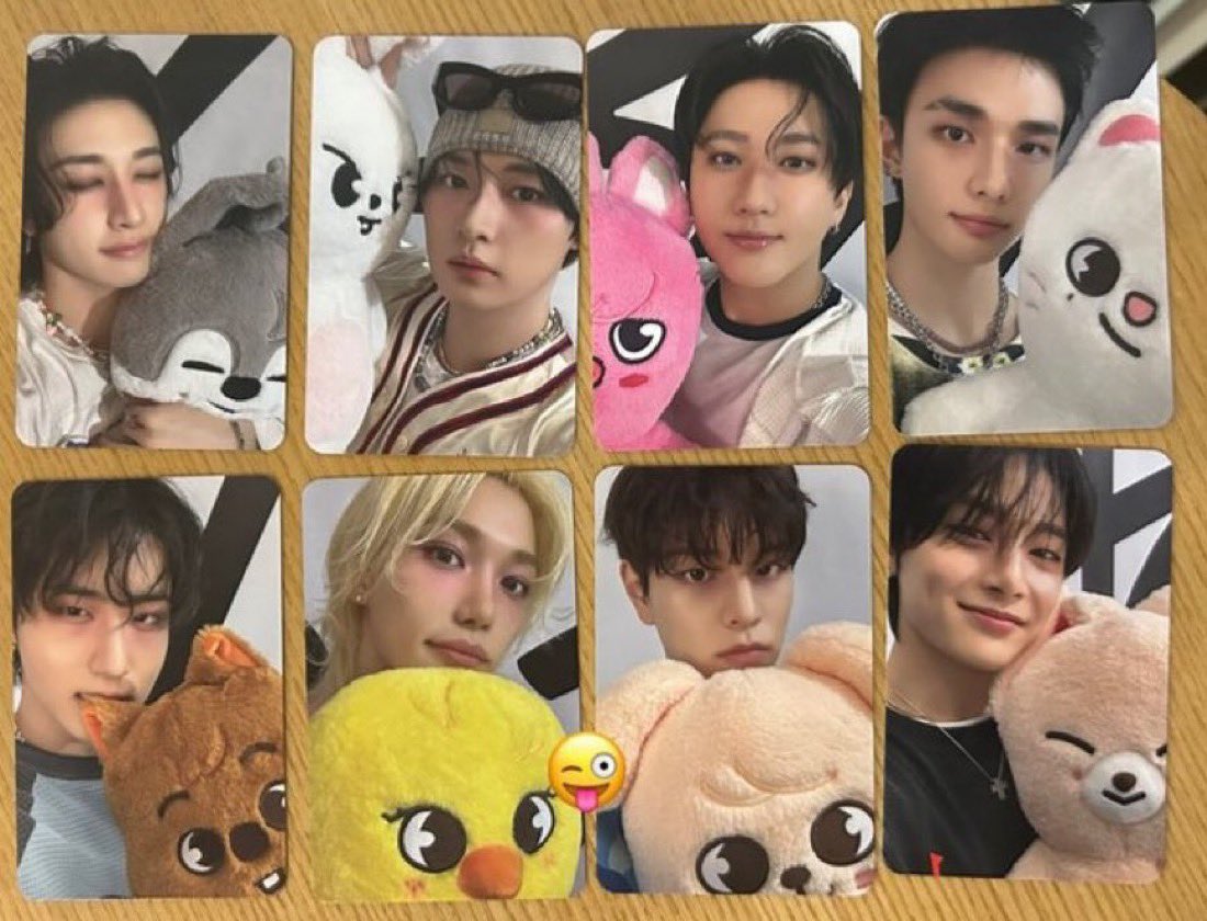 nazzle dazzle (got headpats from chan) ⊹₊⟡⋆ tweet media