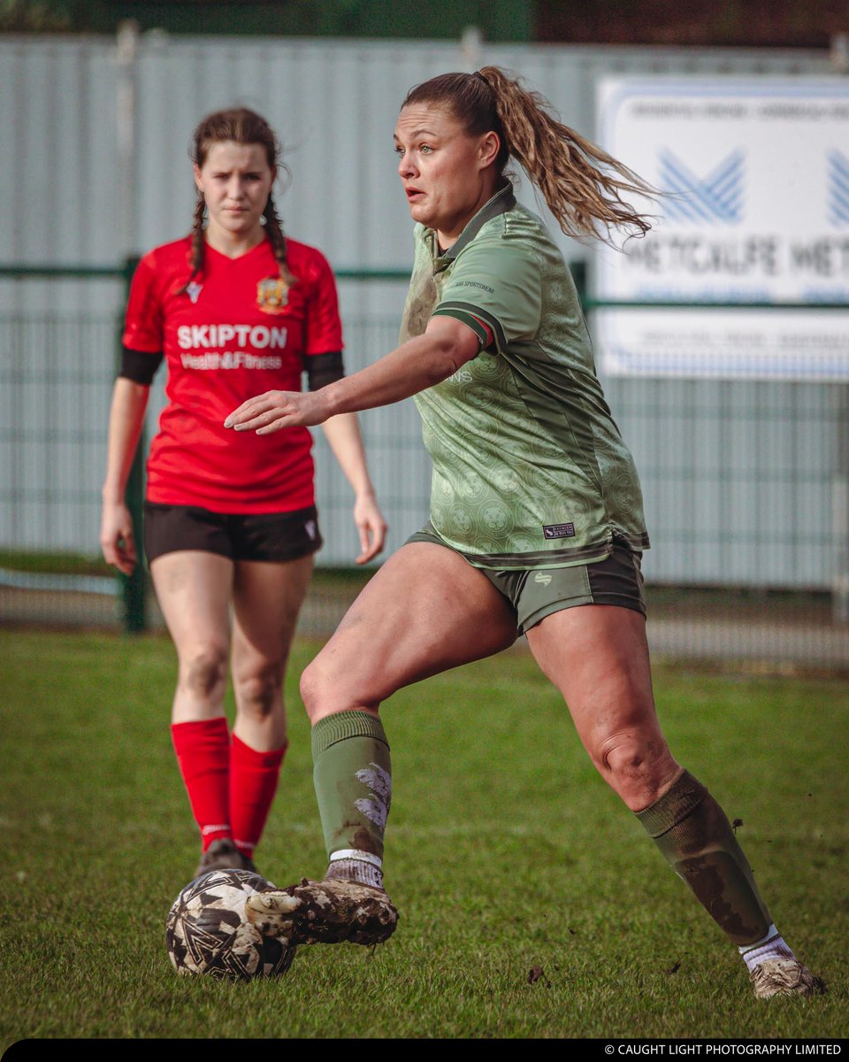 Caught Light tweet media