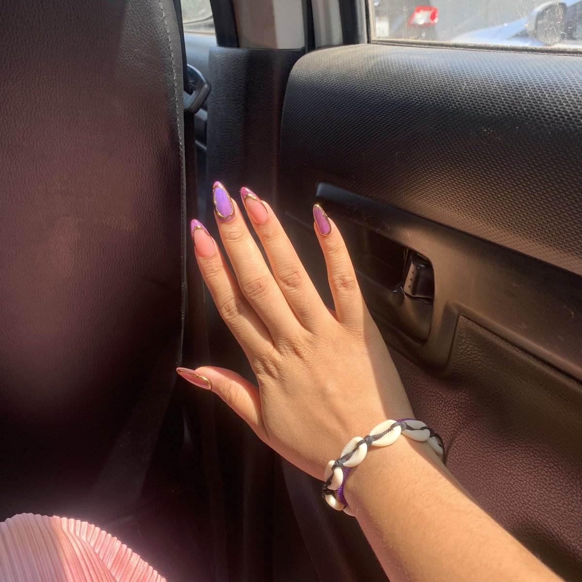 zoeeeeee tweet media