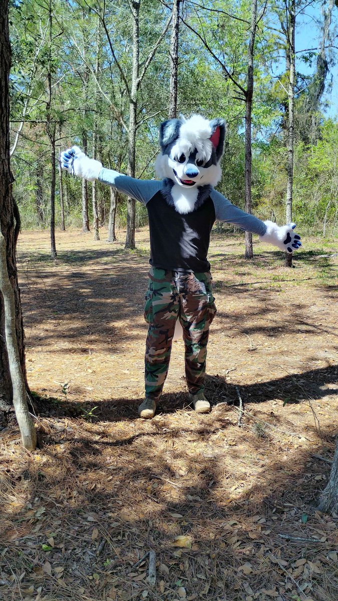 Just Rusk tweet media