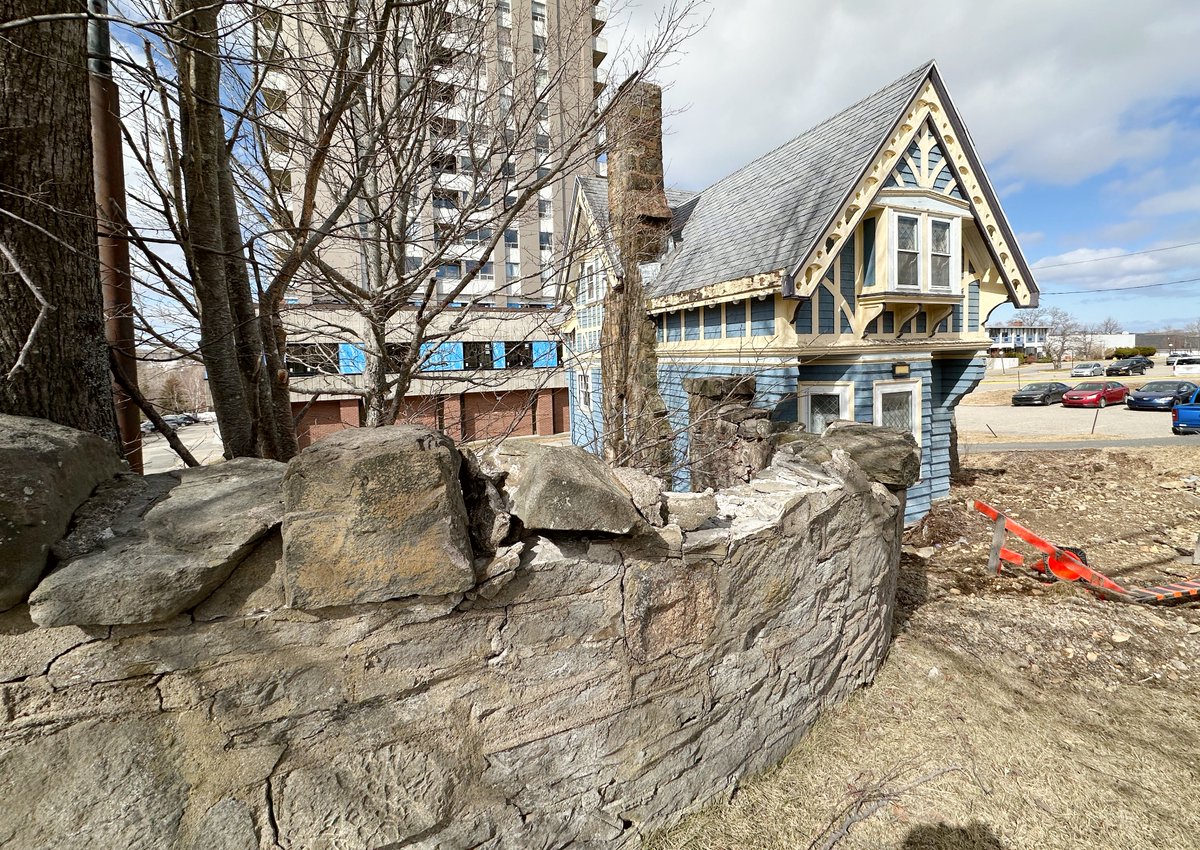 Tom Ayers tweet media