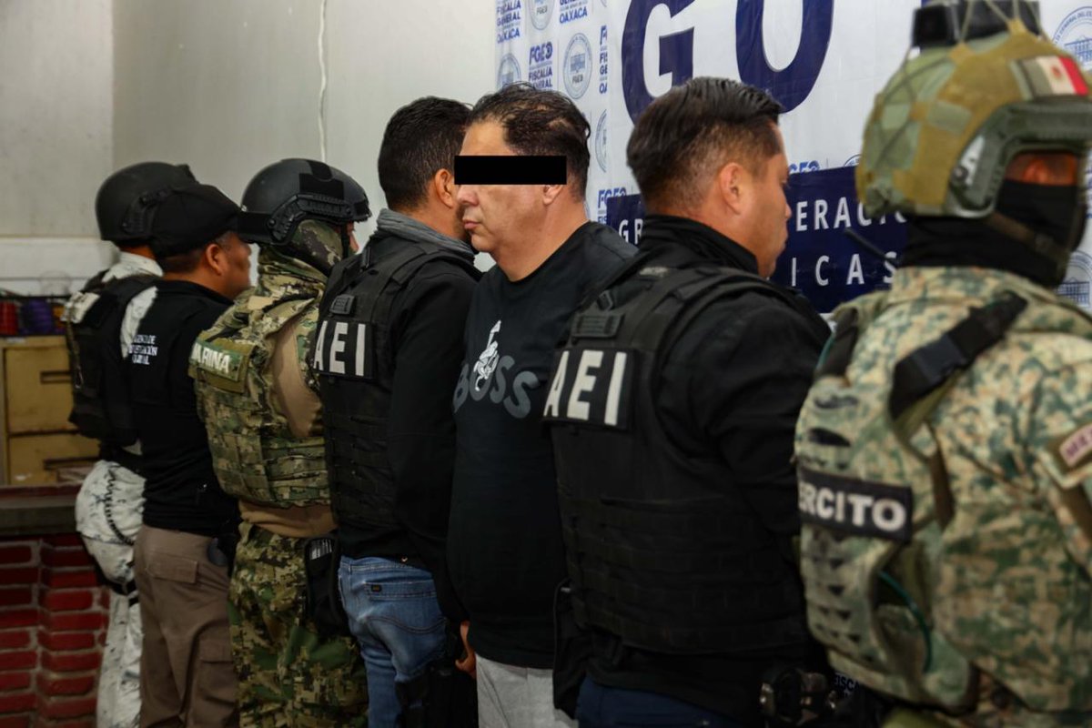 Capturan a jefe de plaza de célula delictiva que operaba en zona limítrofe entre #Oaxaca y #Veracruz 
fdnoaxaca.net/index.php/2026…

#TwitterOax