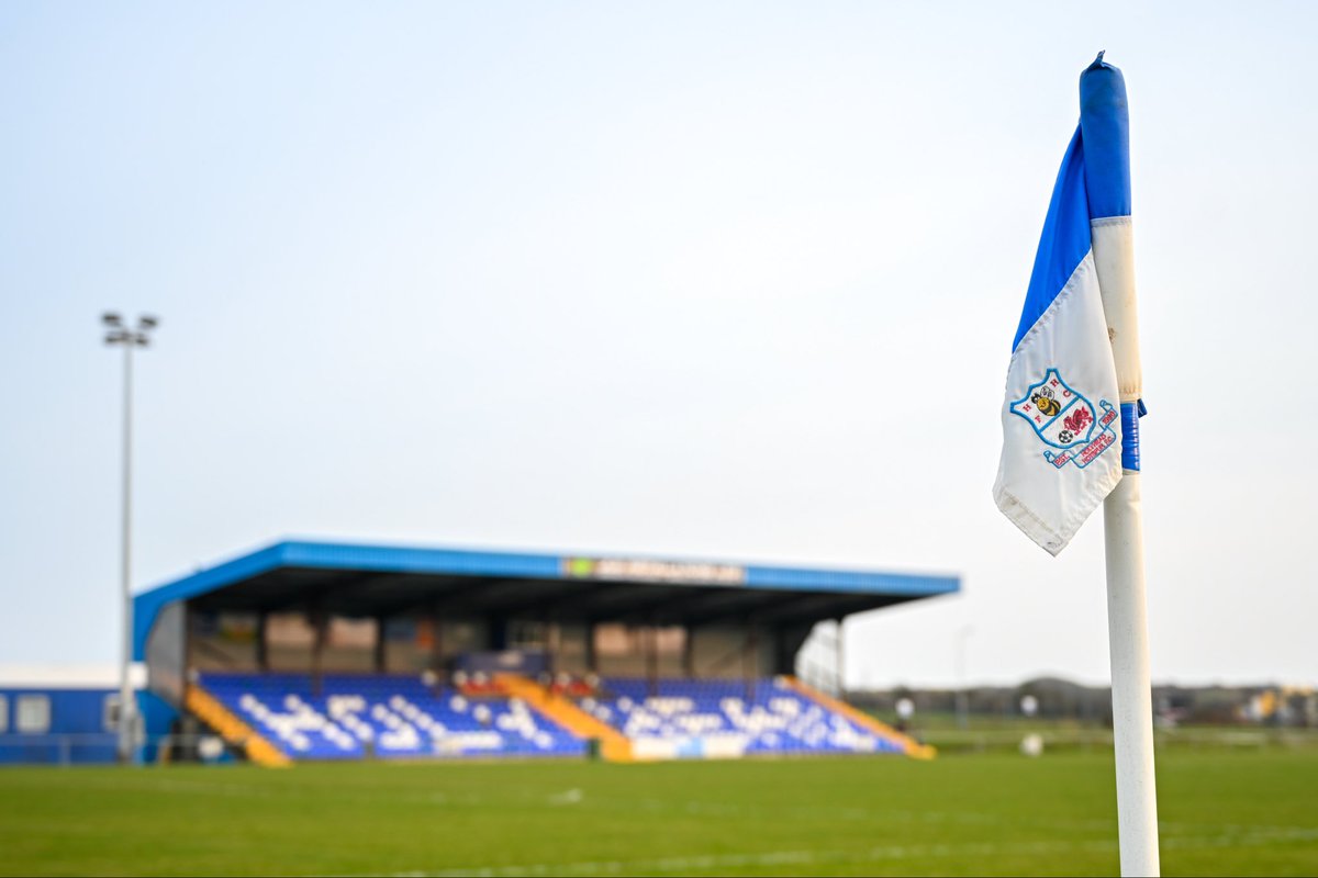 Holyhead Hotspur FC 🐝 tweet media