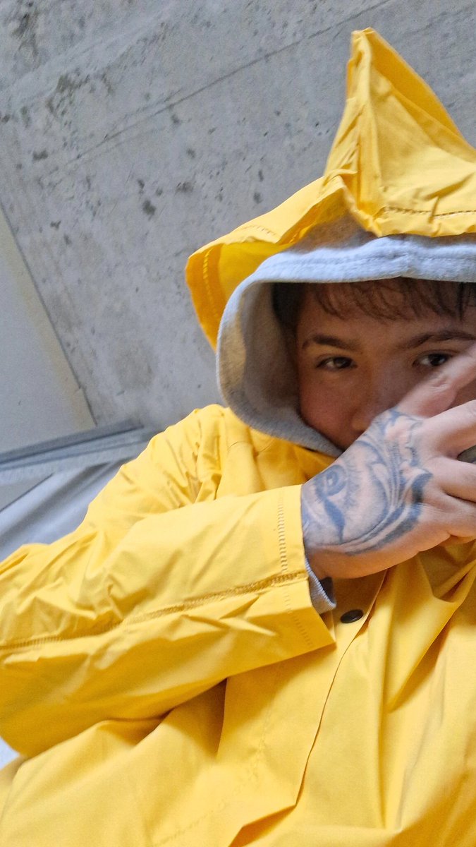 aweonaso tweet media