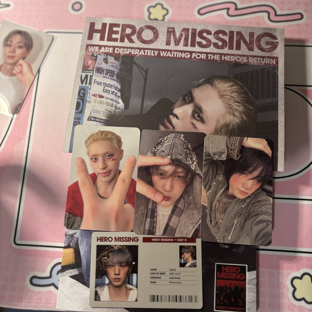 joyaaa is unique • met p1h x4 tweet media