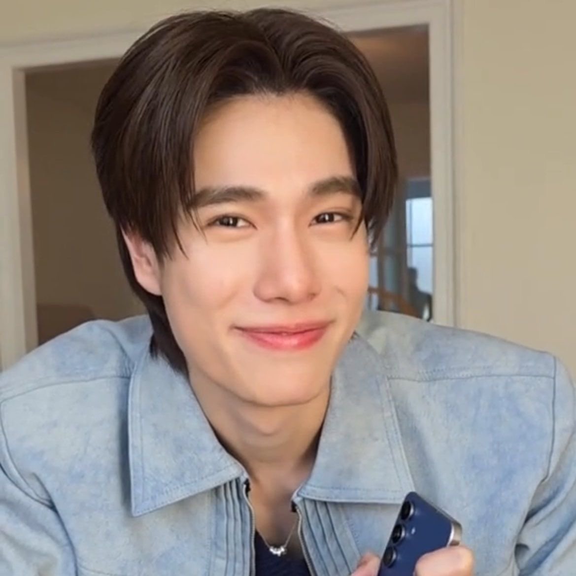 remi ✰ dwy & mrs era tweet media