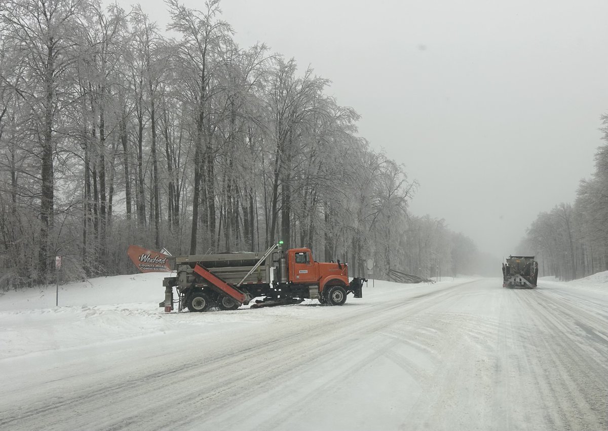 Michigan DOT tweet media
