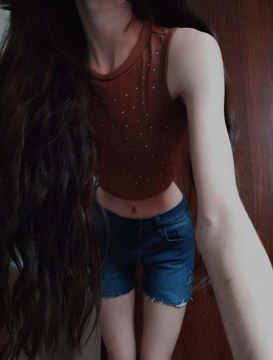 ୧ izzi ˚. tweet media