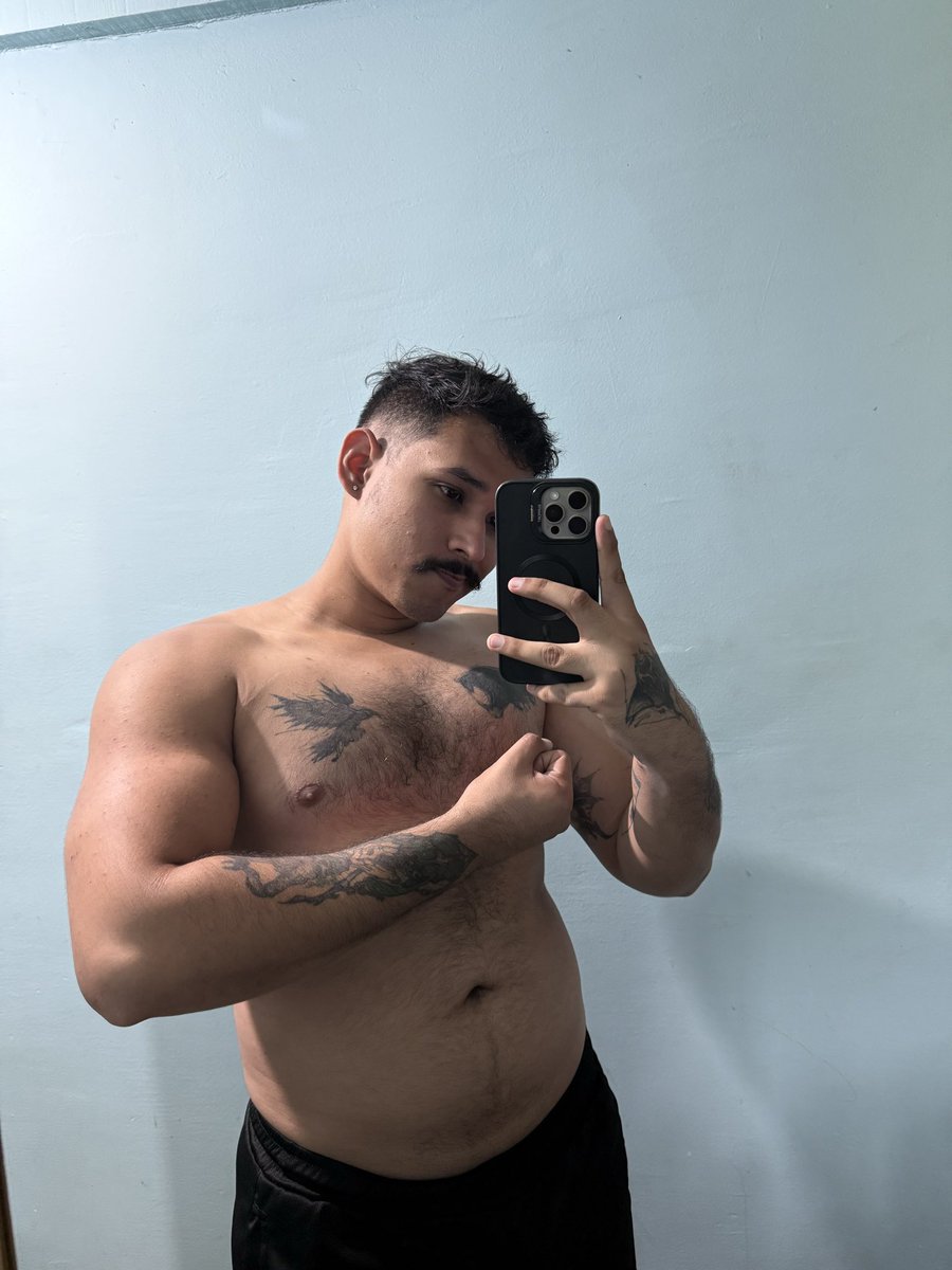 Dan Cast tweet media