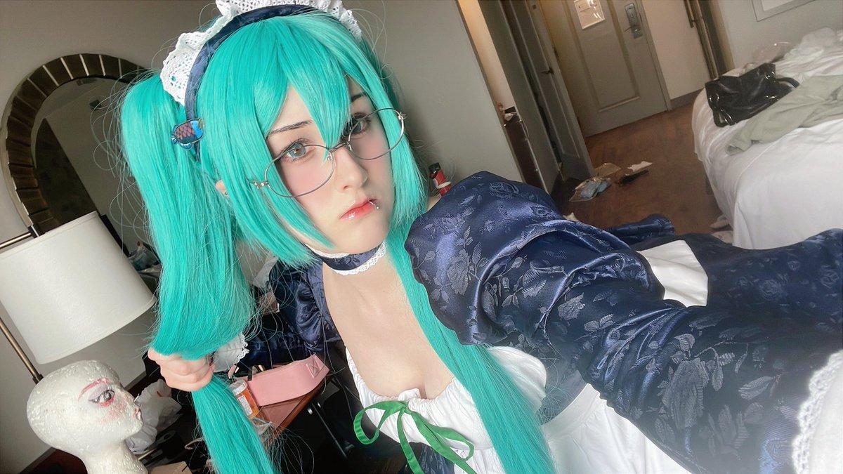 Chichi 🗝️🗝️ → Idol Village v3 ₊˚⊹ tweet media