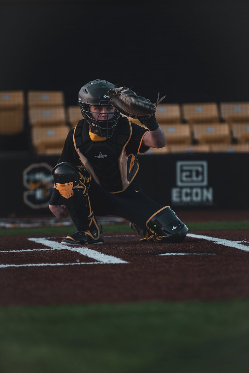 Jacket Athletics tweet media