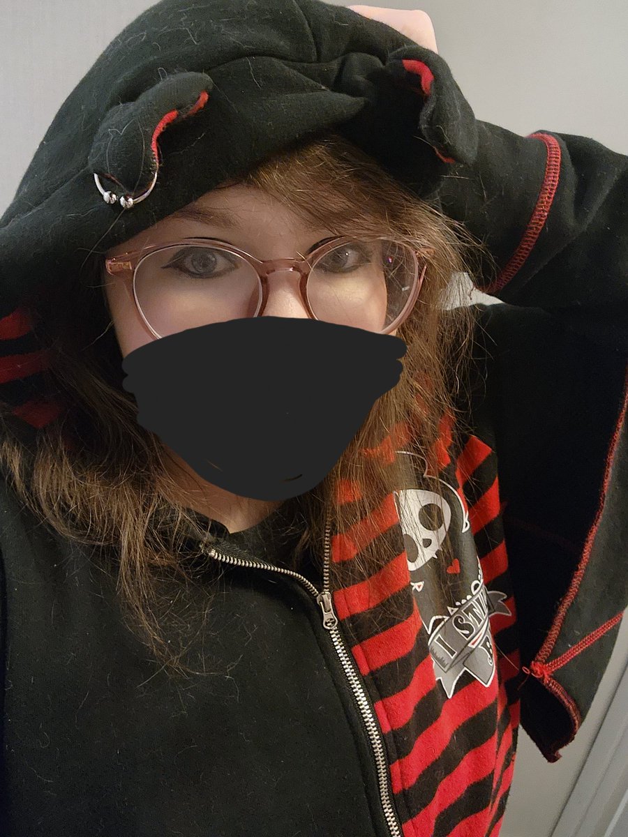 Cthelia 🦑🦴🎸 {FEMBOY REDEBUT SOON!} tweet media