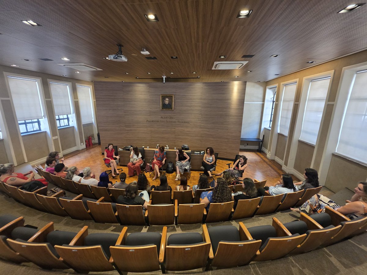 Faculdade de Direito da USP tweet media