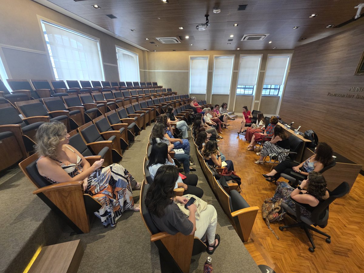Faculdade de Direito da USP tweet media