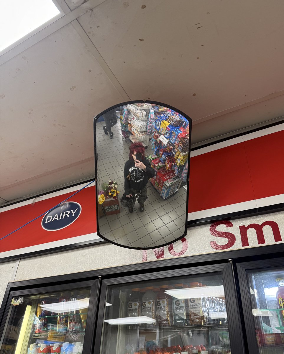 piss kink 🔞 tweet media