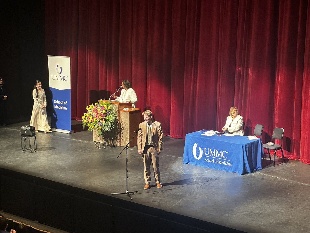 Charlotte S. Taylor tweet media