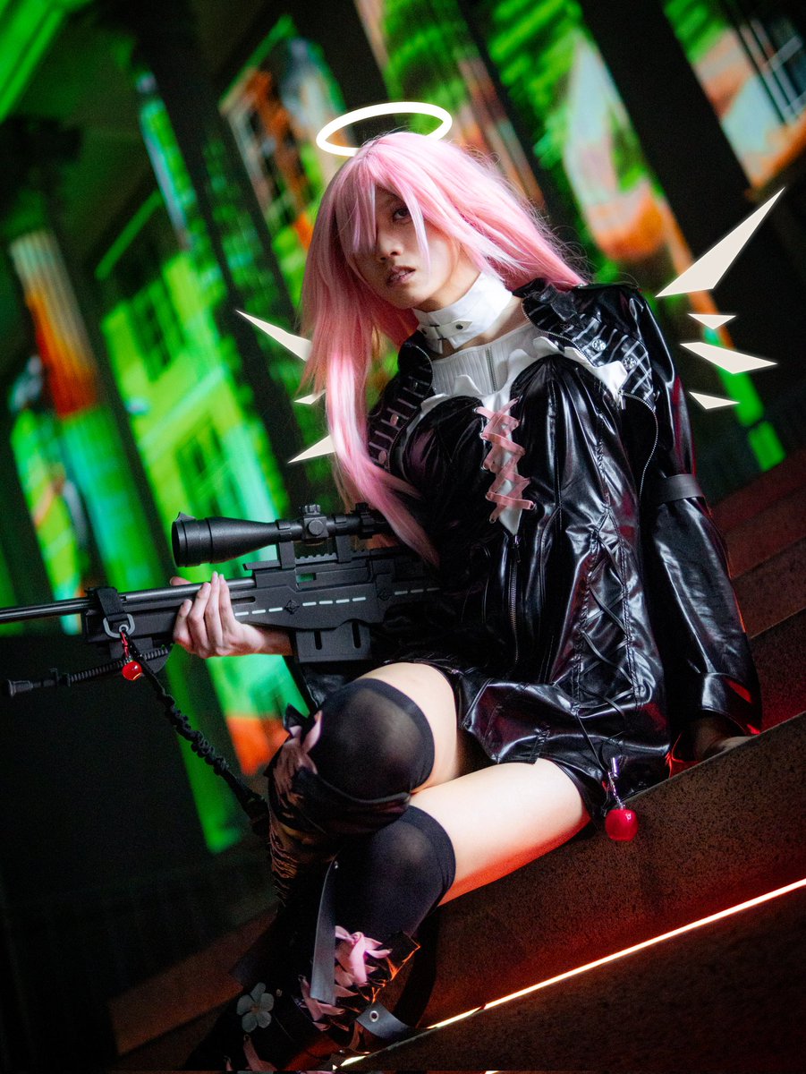 aurora on jupiter | Reze apologist tweet media