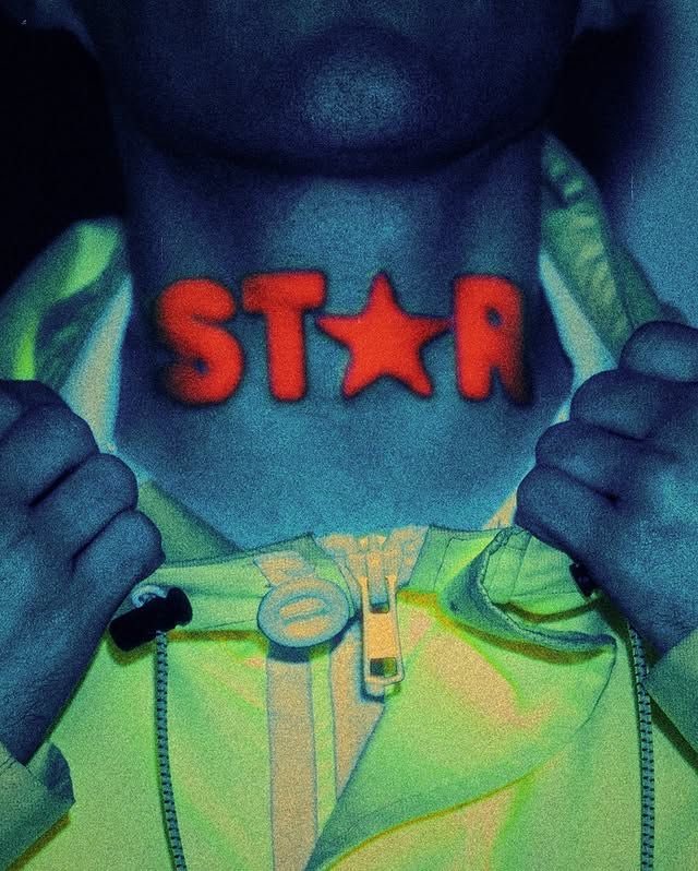 noisedemo1997's tweet photo. starfucker painting…… i’m not very proud of it but YAY!!!!

@PARXAFTERDARK2 @awsten @waterparks 

:3 https://t.co/lHcwLptID2