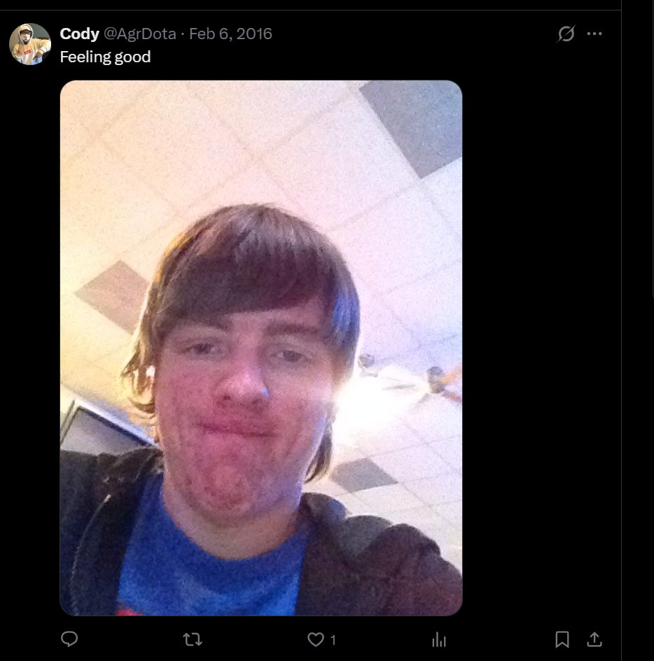 NeeNee12 tweet media