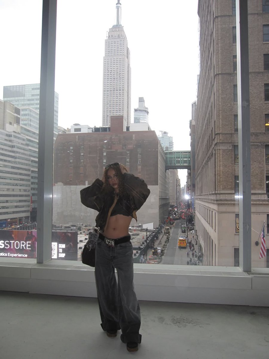 GIRLSET SOURCE tweet media