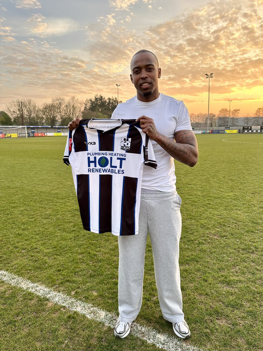 Wimborne Town FC tweet media