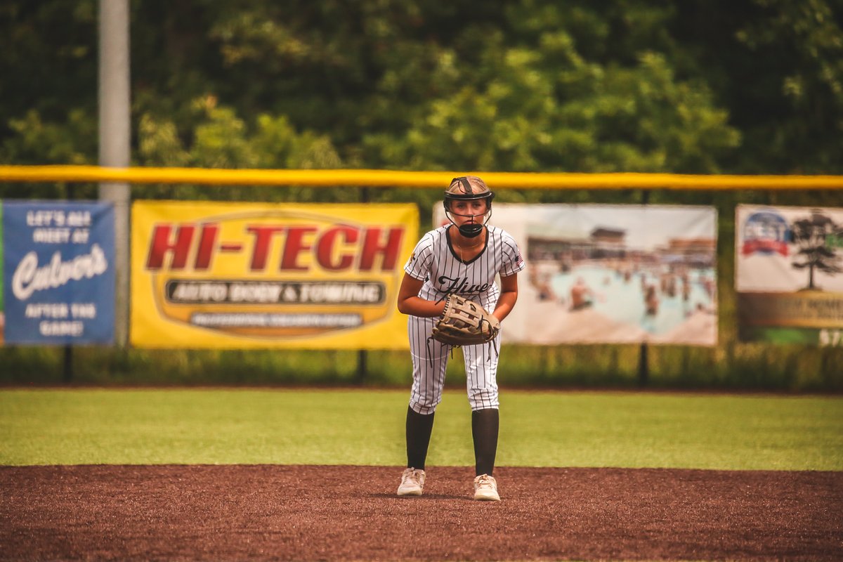 Softball World Series tweet media