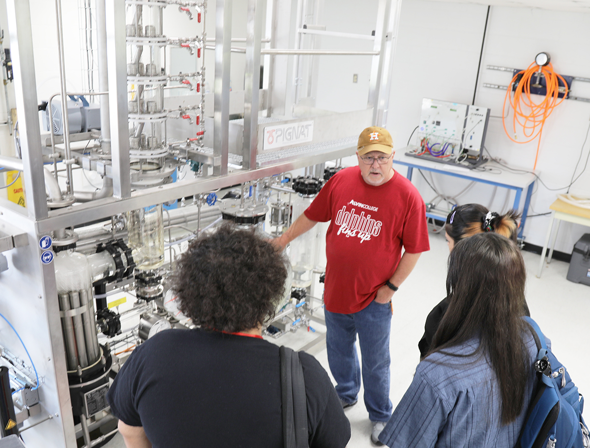 Alvin College tweet media