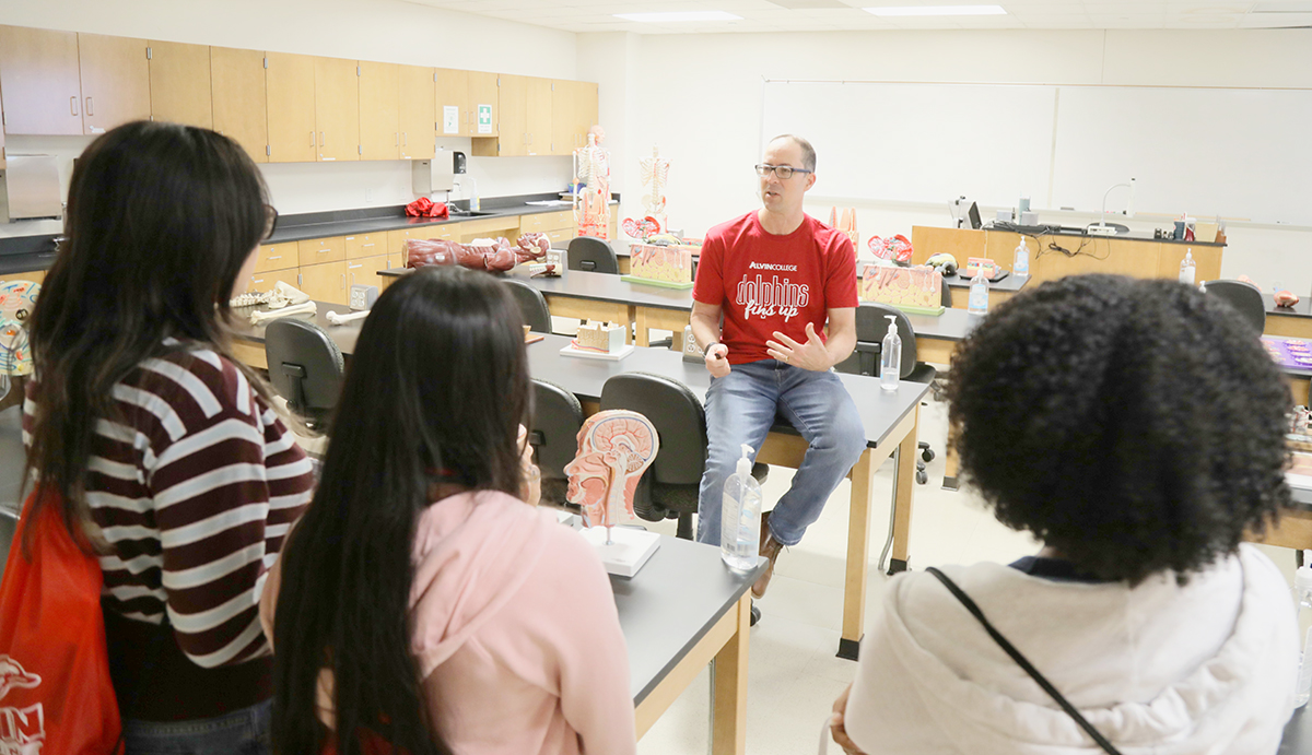 Alvin College tweet media