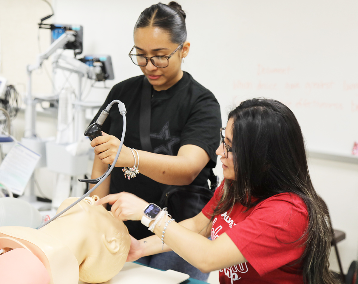 Alvin College tweet media