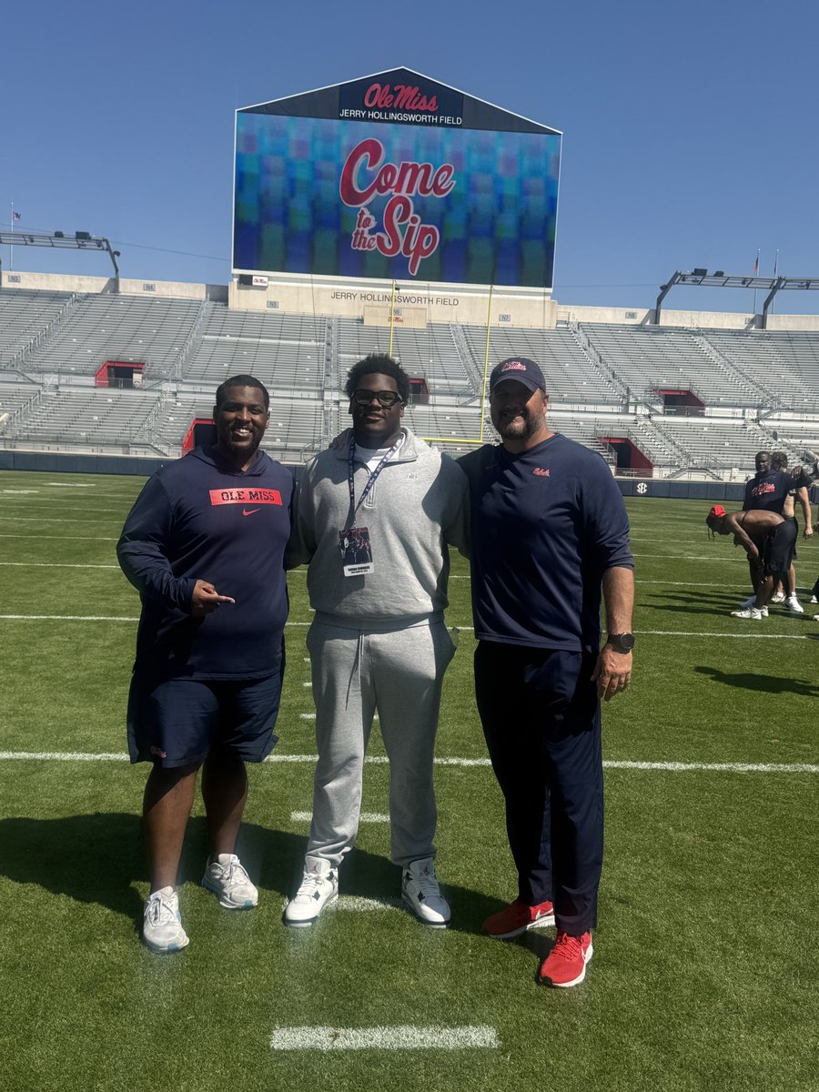 Tavian “Tae” Edwards tweet media