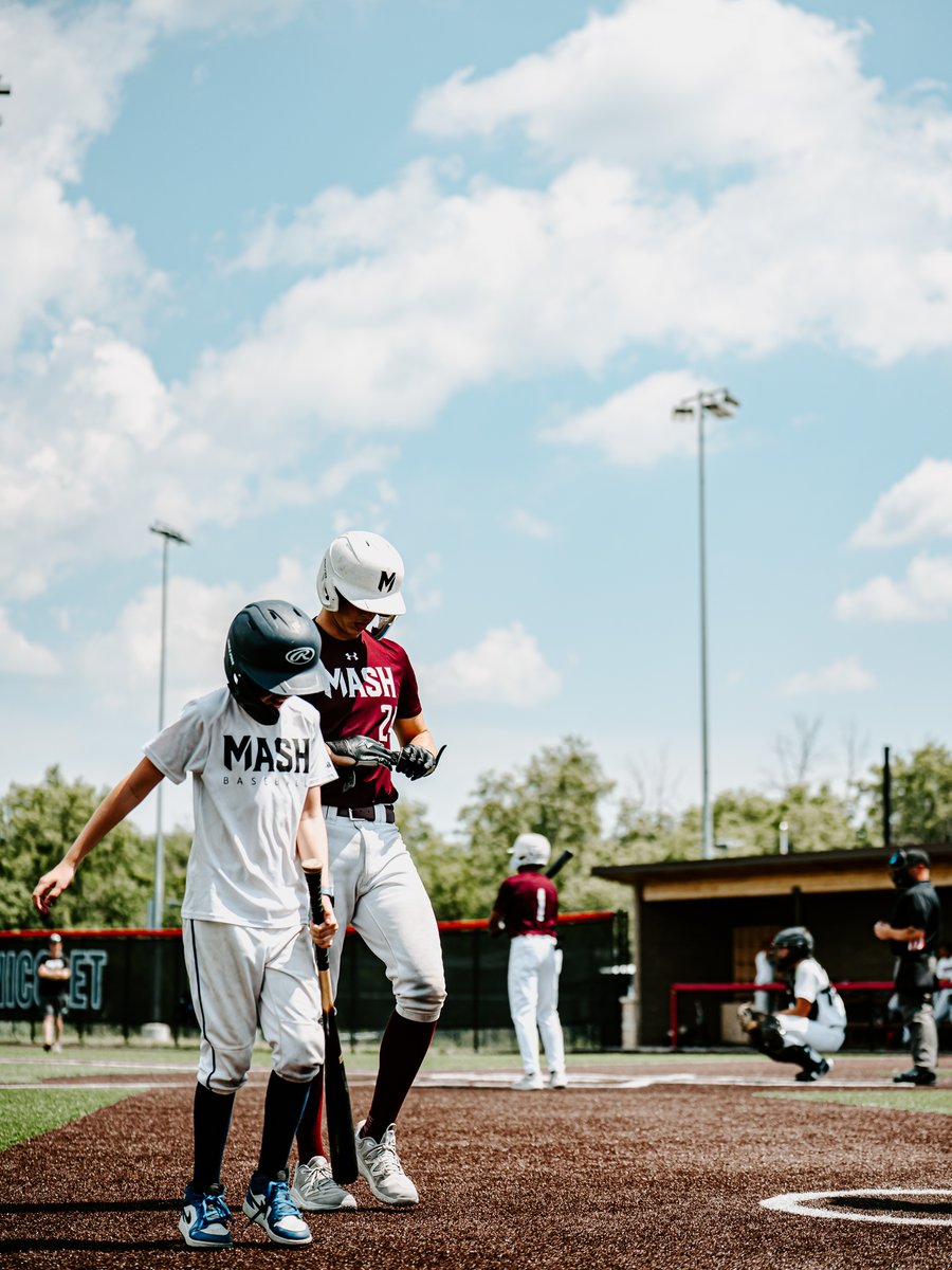 MASH__BASEBALL's tweet photo. Blue sky weekend vibes ☀️🕶️ https://t.co/o2dXV1t4i7