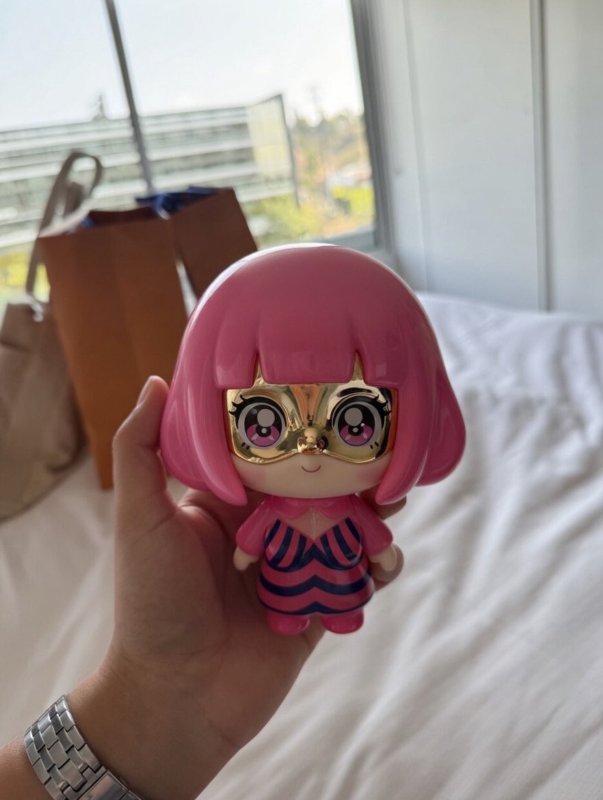 Nicki Minaj tweet media