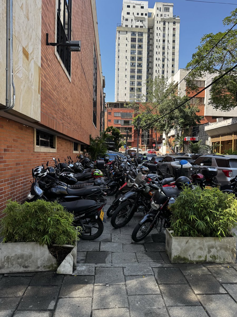 Gustavo A. Arteaga Botero tweet media