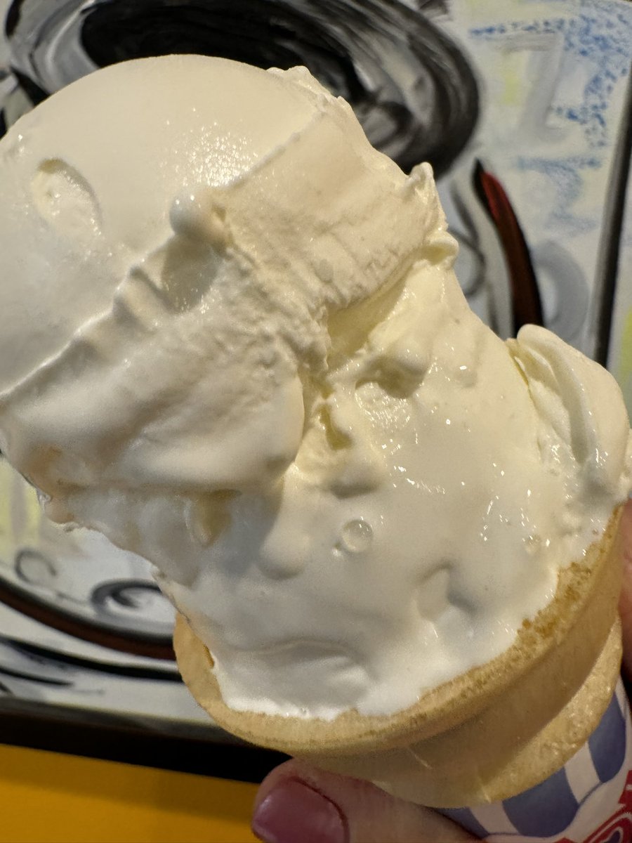 WHITE CAKE BATTER IS OUR FLAVOR OF THE DAY. Use it in your favorite concrete.
It's Nat'l Happiness day., stop by Scooters for a treat. Be Happy!