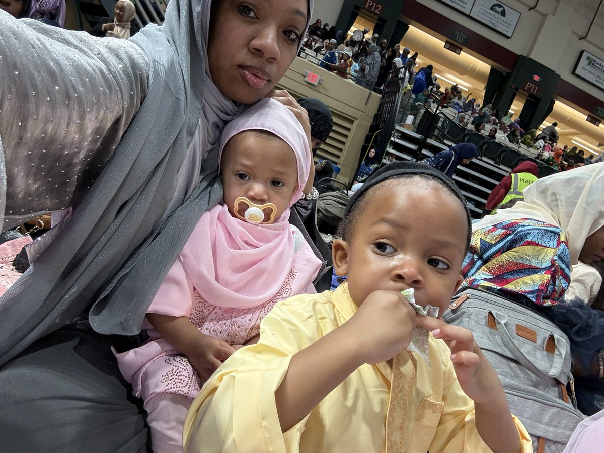 darealestt__'s tweet photo. EID MUBARAK 26 ☪️me and mine ❤️ until next year ! https://t.co/KtgZoH3Ug2