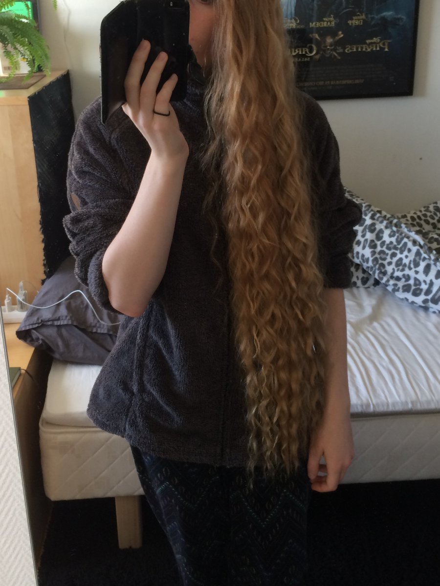 ᵕ̈ak ̤̮ tweet media