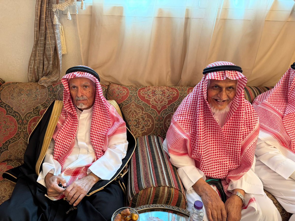 أسرة آل محمد tweet media