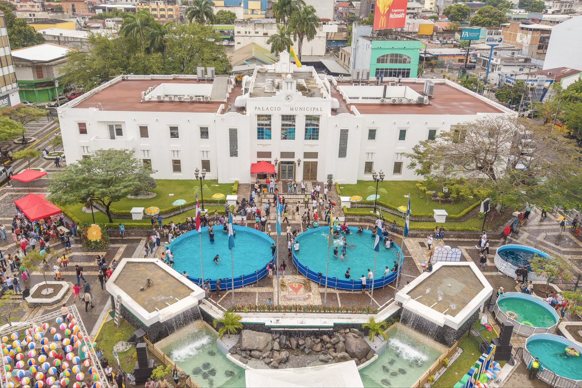 Roberto Contreras🐤 tweet media