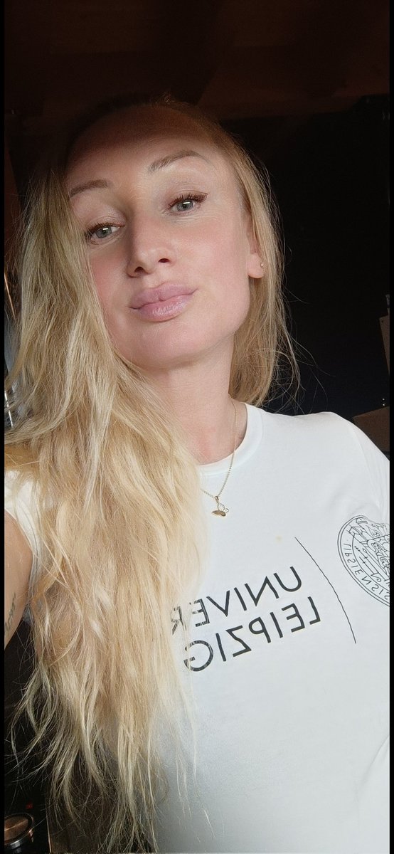 AfD Tradwife ✝️🖤❤🦋🔥❣️Gottes Kind tweet media