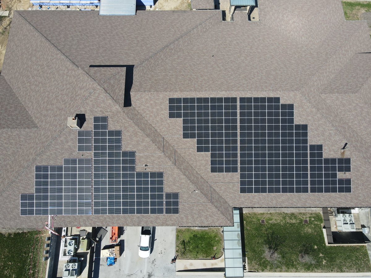 kramercorp's tweet photo. Huron Hall is really taking shape over at Avon-Washington Township Library!  A new solar panel system is installed on the existing roof, alongside a geothermal system underground, with the goal being to offset the energy usage of the addition.Stay tuned for more exciting updates! https://t.co/fmhwxFwXqZ